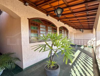 Casa para Venda, em Belo Horizonte, bairro Barreiro, 3 dormit�rios, 2 banheiros, 2 vagas